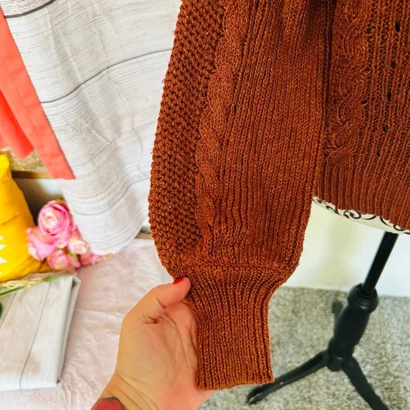 American Eagle Women’s Brown Cable Knit Ribbed Puff Sleeve Sweater S - Picture 3 of 8